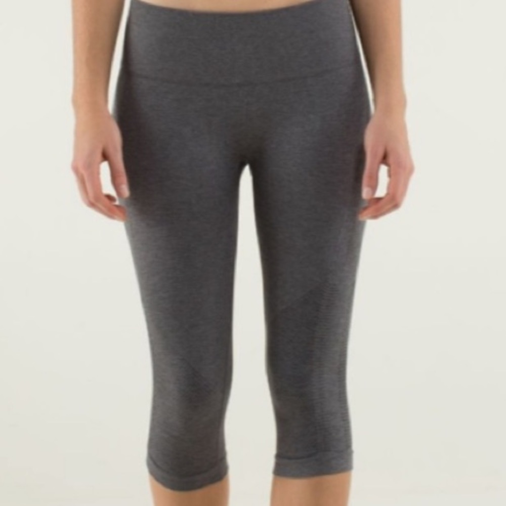 🌸Spring Sale 50% Off🌸 Lululemon In The Flow Crop II
